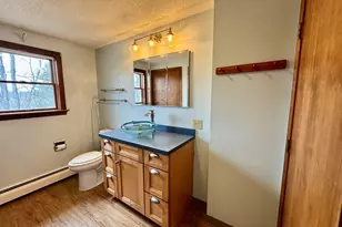 534-536 Turners Falls Rd, Montague, MA 01351 - Photo 17