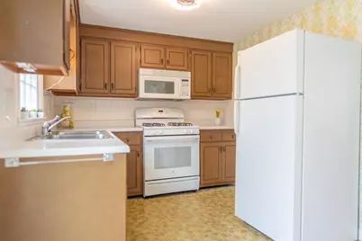 28 Swift Brook Rd, Yarmouth, MA 02664 - Photo 11