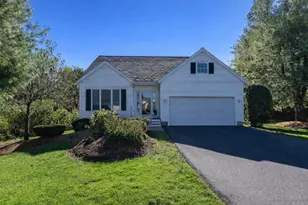 37 Augusta Way, Chelmsford, MA 01863 - Photo 1