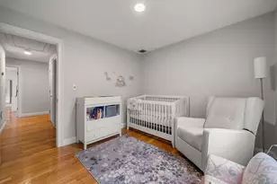 13 Mill St, Boston, MA 02122 - Photo 17