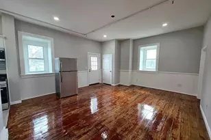 5 Beacon St, Clinton, MA 01510 - Photo 5