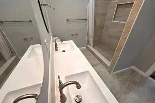 5 Beacon St, Clinton, MA 01510 - Photo 13