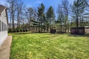 11 Laurel Dr, Easthampton, MA 01027 - Photo 37