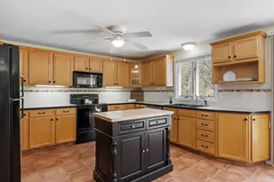 25 Slack Brook Rd, Leominster, MA 01453 - Photo 9