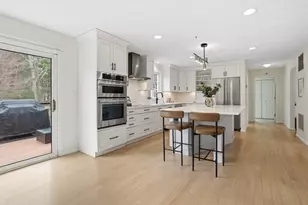 32 Cabral Dr, Middleton, MA 01949 - Photo 11