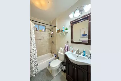 6 Rice St #1, Brookline, MA 02445 - Photo 9