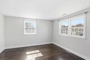 38 Stonewood Ln, Braintree, MA 02184 - Photo 9