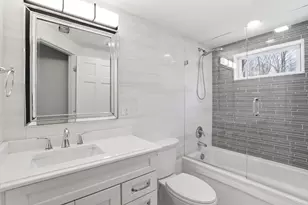 38 Stonewood Ln, Braintree, MA 02184 - Photo 11