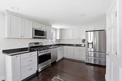 38 Stonewood Lane, Braintree, MA 02184 - Photo 7