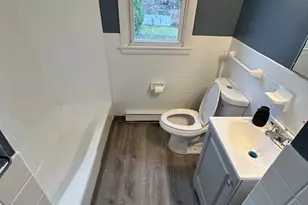 13 Decatur, Springfield, MA 01151 - Photo 3