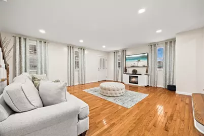 21 Arthur St, Taunton, MA 02780 - Photo 7