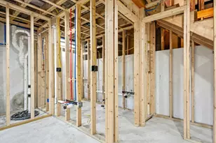 8 Pine St, Boston, MA 02136 - Photo 19