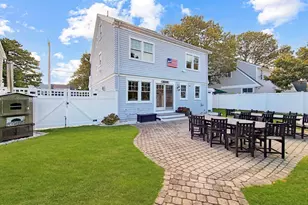 111 Shore Dr, Mashpee, MA 02649 - Photo 31