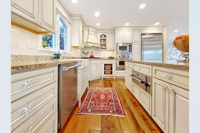 111 Shore Drive #1, Mashpee, MA 02649 - Photo 5