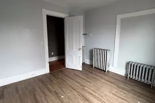 1030 Worthington St, Springfield, MA 01109 - Photo 5