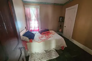 29 Yale St, Springfield, MA 01109 - Photo 15