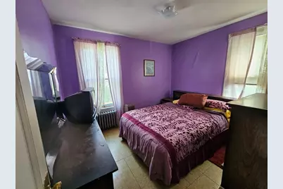 29 Yale St, Springfield, MA 01109 - Photo 17