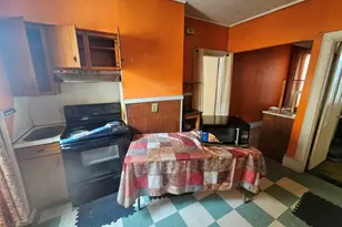 29 Yale St, Springfield, MA 01109 - Photo 11