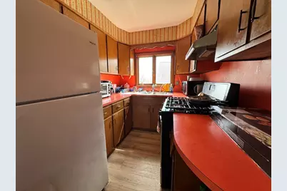 631 Walnut St #3, Fall River, MA 02720 - Photo 5