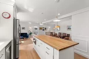 21 Bradford Rd, Watertown, MA 02472 - Photo 5