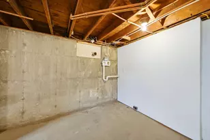 239 Dana Ave, Worcester, MA 01604 - Photo 25