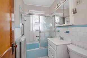 481 Lagrange St, Boston, MA 02132 - Photo 15