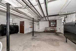 481 Lagrange St, Boston, MA 02132 - Photo 23