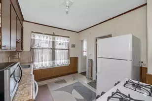 481 Lagrange St, Boston, MA 02132 - Photo 17