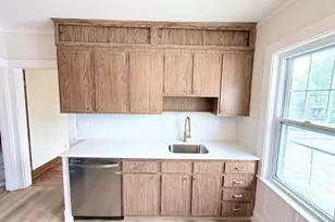 481 Lagrange St, Boston, MA 02132 - Photo 7