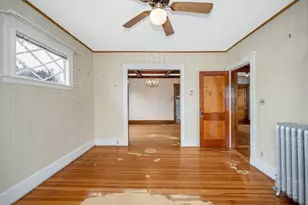 481 Lagrange St, Boston, MA 02132 - Photo 15