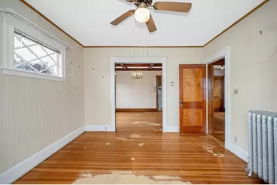 481 Lagrange St, Boston, MA 02132 - Photo 11