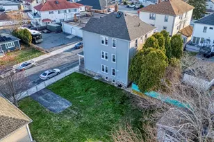 26 Stockton St, Fall River, MA 02721 - Photo 31