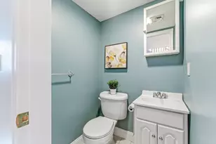 3 Mullins Ct, Cambridge, MA 02141 - Photo 13