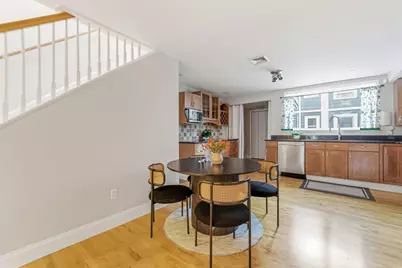 3 Mullins Ct #3, Cambridge, MA 02141 - Photo 5