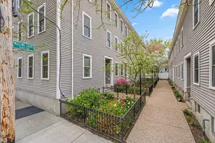 3 Mullins Ct, Cambridge, MA 02141 - Photo 1
