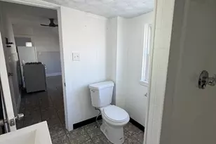 35 Wilbur St, Taunton, MA 02780 - Photo 5