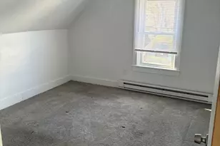 35 Wilbur St, Taunton, MA 02780 - Photo 7