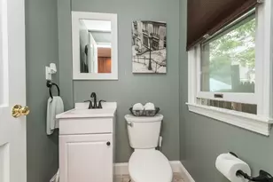 12 Dixfield St, Boston, MA 02127 - Photo 9