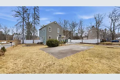 6 Balsamwood Ave, Billerica, MA 01821 - Photo 3