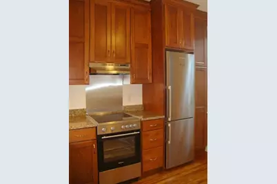 34 Grove #6, Boston, MA 02114 - Photo 5