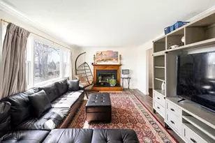 7 Overlook Ave, Haverhill, MA 01832 - Photo 3