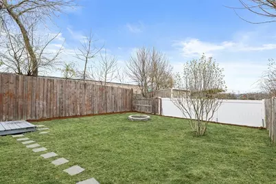 61 E Albion St, Somerville, MA 02145 - Photo 27