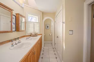 438 Merrimac St, Newburyport, MA 01950 - Photo 25