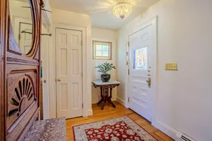 438 Merrimac St, Newburyport, MA 01950 - Photo 3