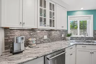 22 Pine Warbler Way, Bellingham, MA 02019 - Photo 11