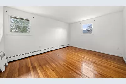 276 Oak St, Brockton, MA 02301 - Photo 15