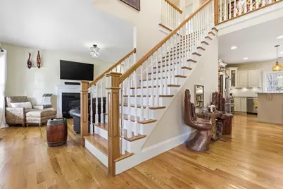 71 Lexington St, Burlington, MA 01803 - Photo 17