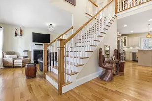 71 Lexington St, Burlington, MA 01803 - Photo 17