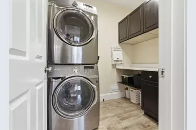 71 Lexington St, Burlington, MA 01803 - Photo 23