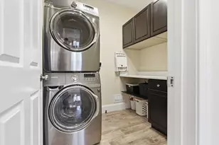 71 Lexington St, Burlington, MA 01803 - Photo 23